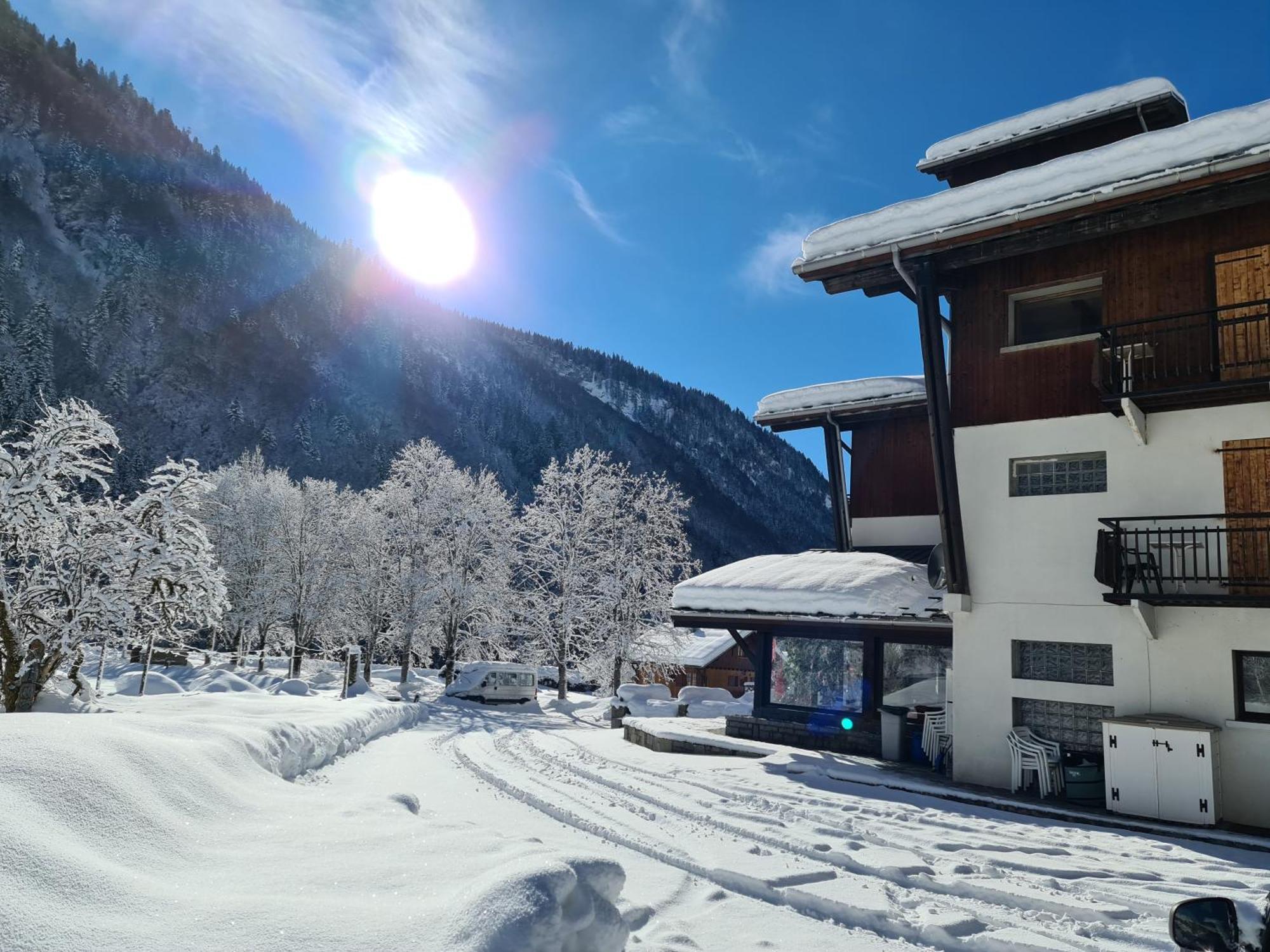 Hotel Et Centre De Vacances Le Choucas Sixt Екстериор снимка